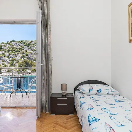 Holiday home House Peros Razanj