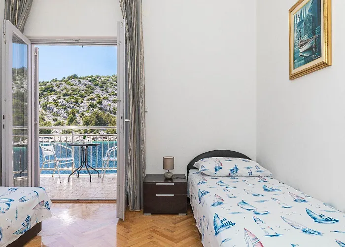 Villa Antonija Ražanj